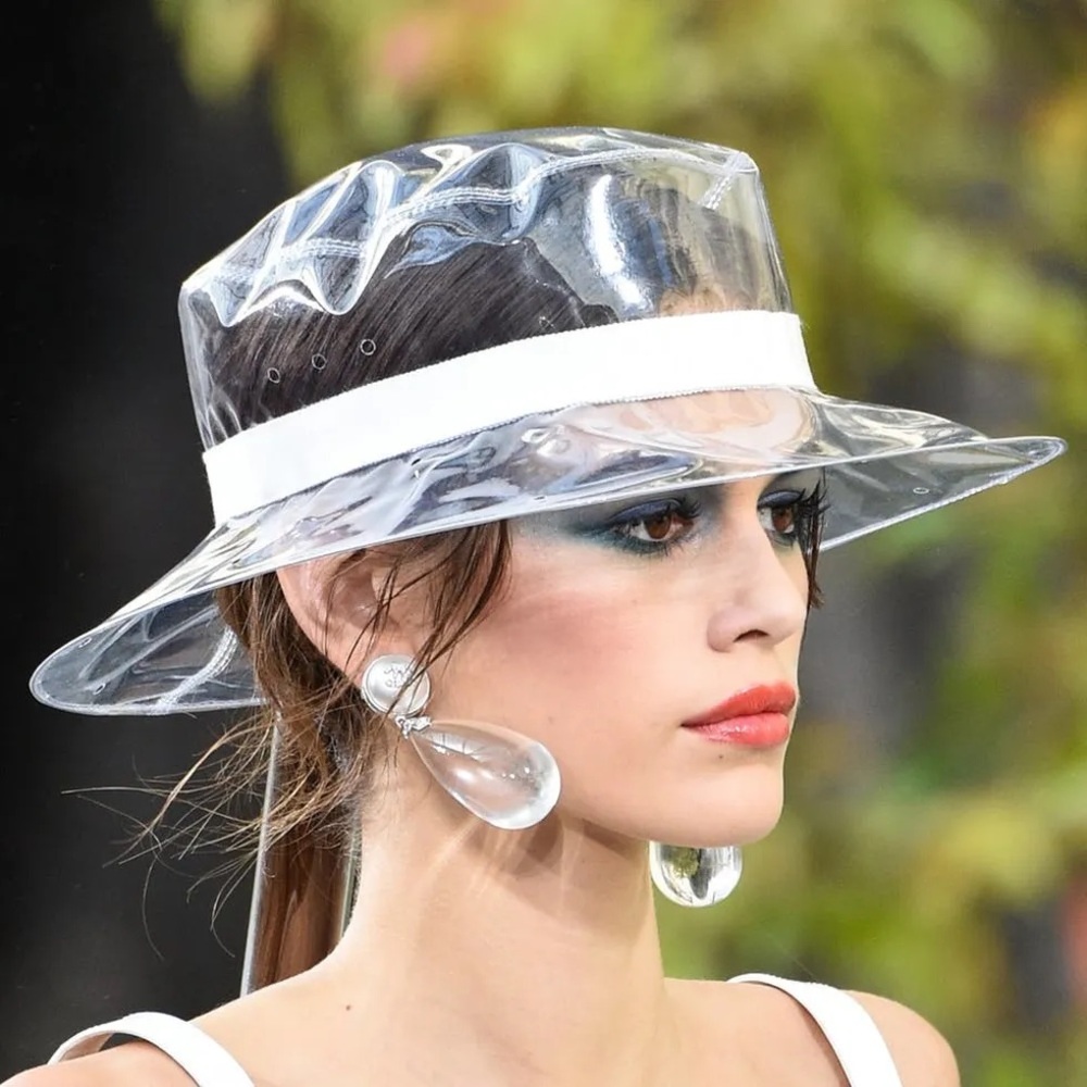 Chanel transparent RARE tweed hat - Picture 5 of 8